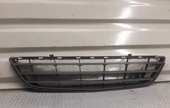 Opel Corsa D Front bumper lower grill 13179942