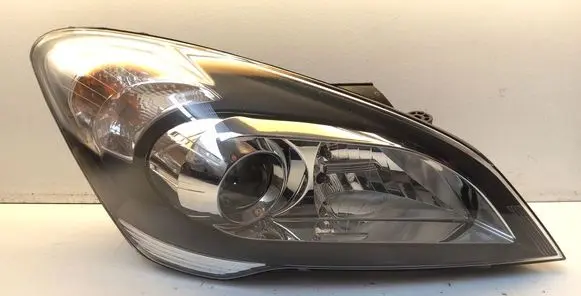 KIA Ceed Headlight/headlamp 921021H