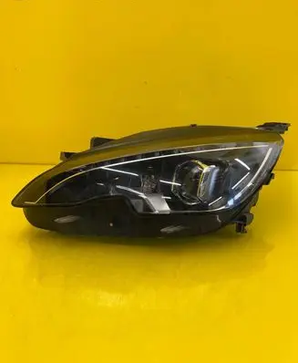 Peugeot 308 Headlight/headlamp 9677832480-02