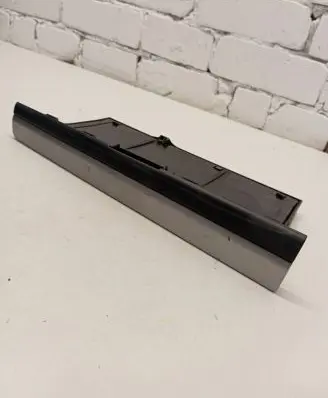 Glove box