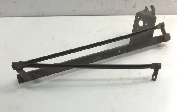 Peugeot 305 Front wiper linkage 