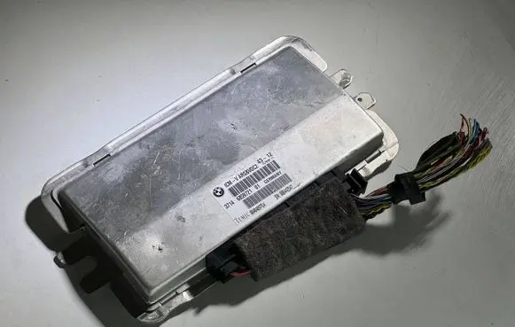 BMW 7 F01 F02 F03 F04 Suspension control unit/module 6859721