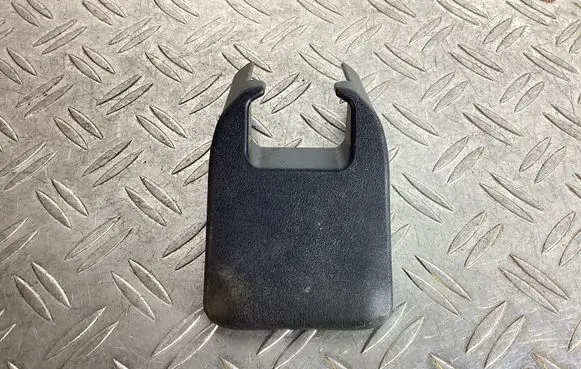 Lexus RX 450H Rear seat rail trim cover 7215748130
