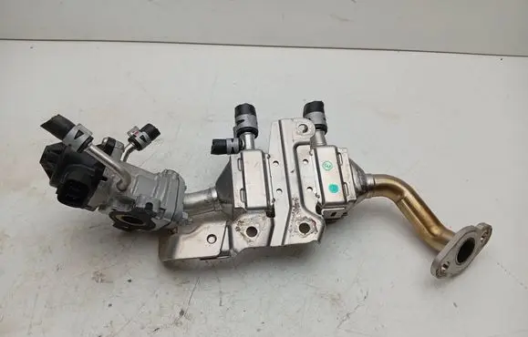 Lexus RX 450H EGR valve cooler 2568031050 2562031080