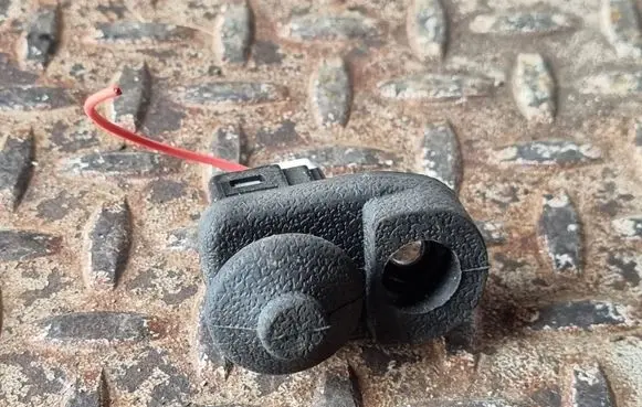 Nissan Qashqai Front door sensor 