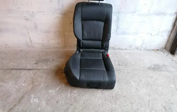 Rear seat