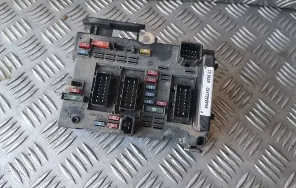 Peugeot 307 BSM Control unit 9646405280 BSMB3 21054993
