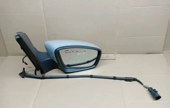 Skoda Citigo Front door electric wing mirror