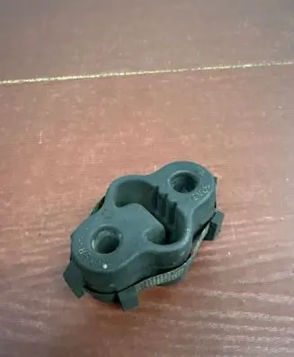 Renault Master III Muffler mount bracket/holder 7092r