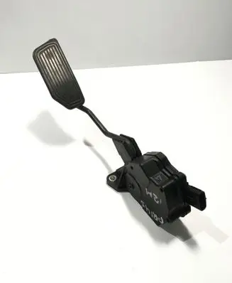 Toyota Prius (XW30) Accelerator throttle pedal 7811012060 1988008780 12P14D00026