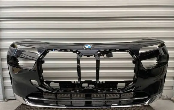 BMW 7 G70 Front bumper