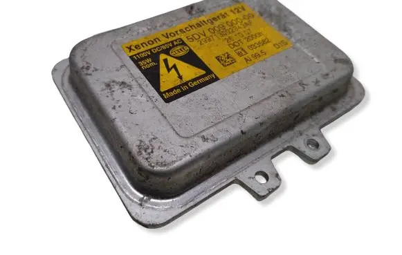 BMW 5 E60 E61 Headlight ballast module Xenon 5DV00900000 E1033582 D1S