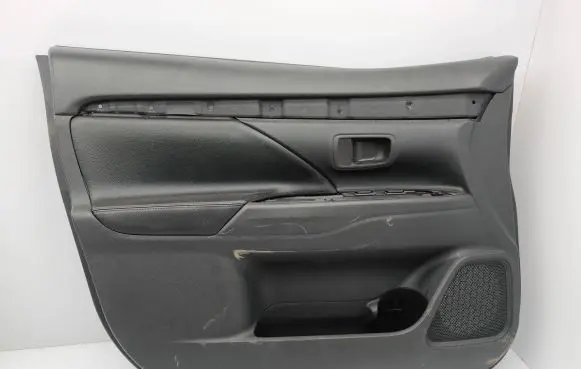 Mitsubishi Outlander Front door card panel trim