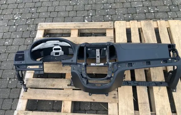 Hyundai Santa Fe Dashboard 974702B000