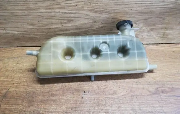 Toyota Avensis T250 Coolant expansion tank/reservoir PPGF20