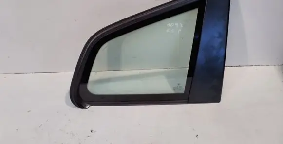 BMW X3 E83 Rear side window