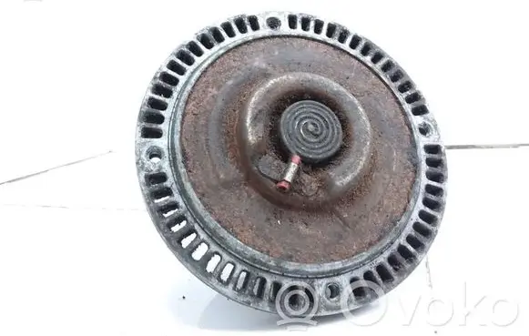 Volkswagen PASSAT B5 Viscous fan clutch 06B119145
