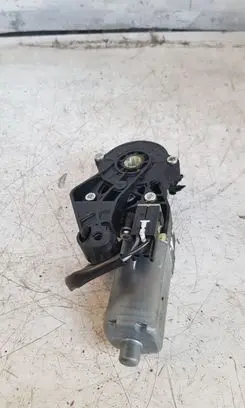 Mercedes-Benz E W212 Seat adjustment motor 0390203369