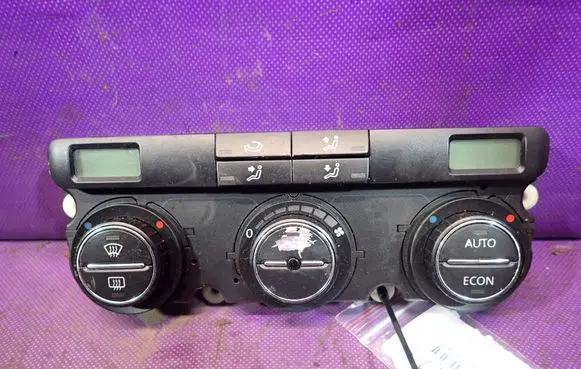 Volkswagen Touran I Climate control unit