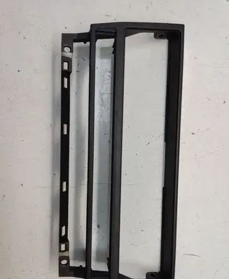 BMW 5 E39 Radio/GPS head unit trim 8247302