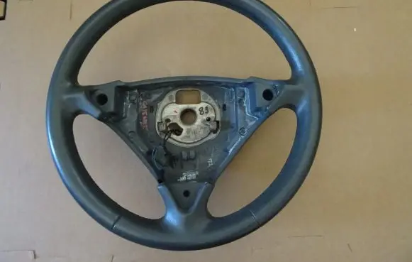 Porsche Cayenne (9PA) Steering wheel