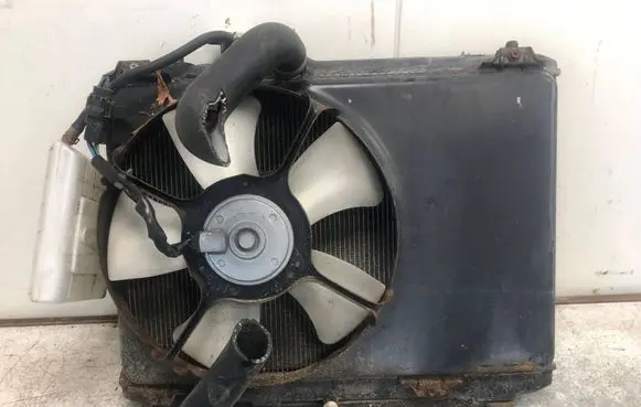 Suzuki Swift I Radiator set 