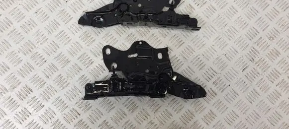 BMW X5 G05 Engine bonnet/hood hinges 7418201