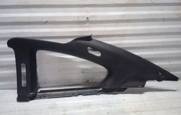Chrysler Sebring (ST-22 - JR) Rear side glass trim MR621733