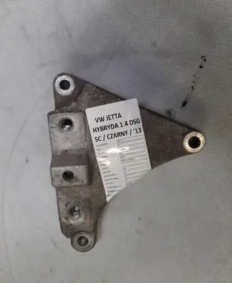 Volkswagen Jetta VI Engine mount bracket 5C0199117