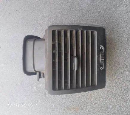 Volkswagen Multivan T5 Dashboard side air vent grill/cover trim 7H5819203A