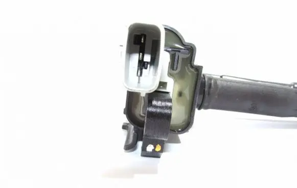 Suzuki Swift I High voltage ignition coil 83E159211608