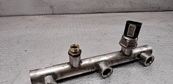 Audi A6 S6 C6 4F Fuel main line pipe 06E130089B 70308119