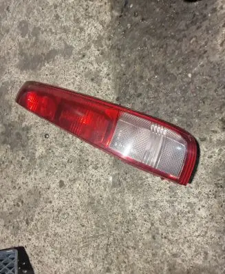 Nissan X-Trail T30 Rear/tail lights
