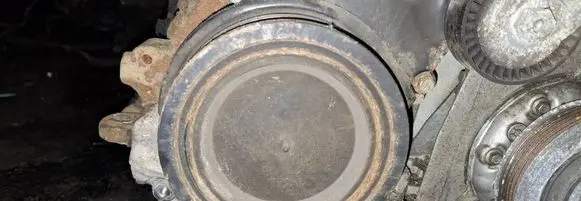 Volkswagen Golf V Crankshaft pulley