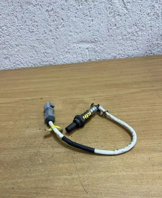 Toyota Auris 150 Lambda probe sensor 89465 F1738