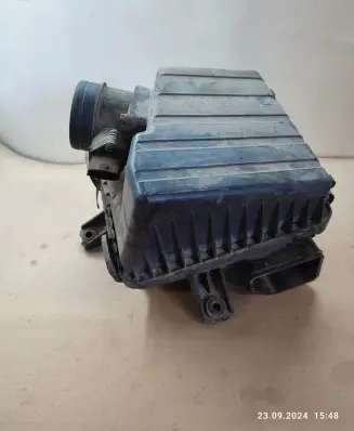 Hyundai Terracan Air filter box 281644A000
