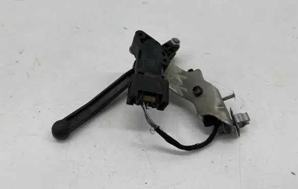 BMW 3 G20 G21 Headlight/headlamp level sensor 6895466
