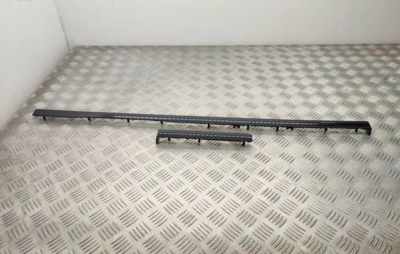Volkswagen Sharan Dashboard glove box trim 7M3857222 7M3857221