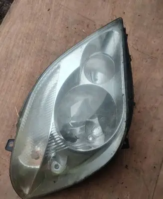Mercedes-Benz Sprinter W906 Headlight/headlamp A9068200461 1LB24701204
