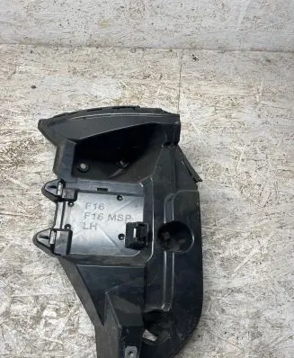 BMW X6 F16 Bumper support mounting bracket corner 7338285 10503410