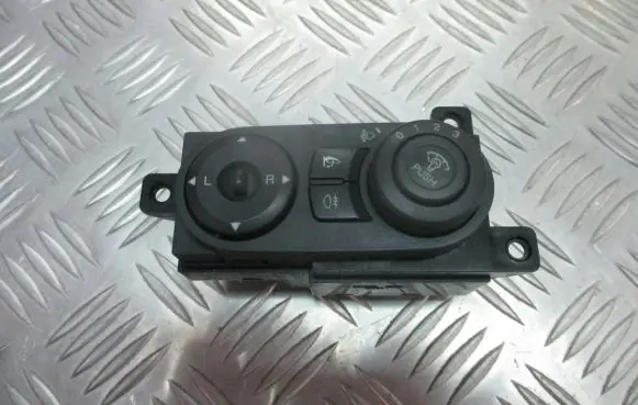 Chevrolet Epica Wing mirror switch