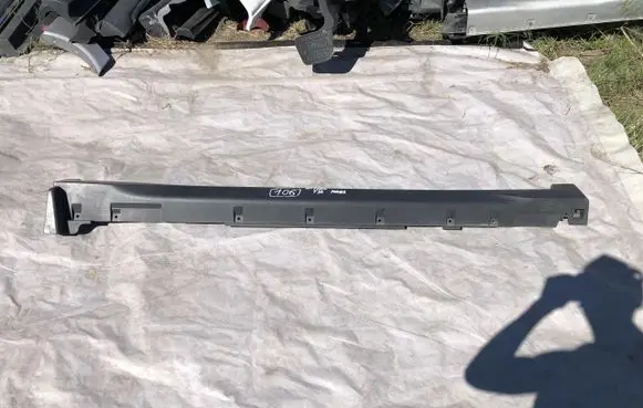 Volkswagen PASSAT B7 Front sill trim cover 768504CE0A