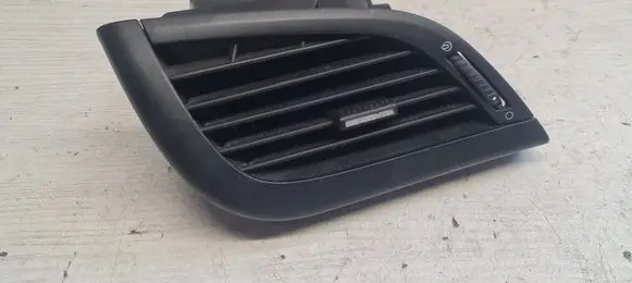 Peugeot 207 Dashboard side air vent grill/cover trim 9650088577 A1010046