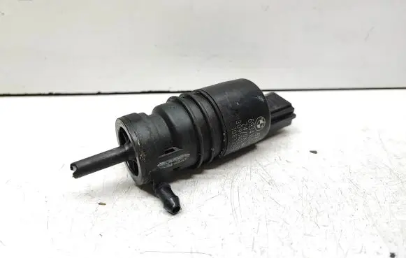 BMW X5 E70 Windscreen/windshield washer pump 6944160