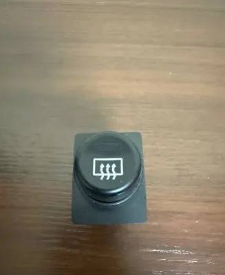 Mitsubishi L200 Windscreen/window heater switch 35070
