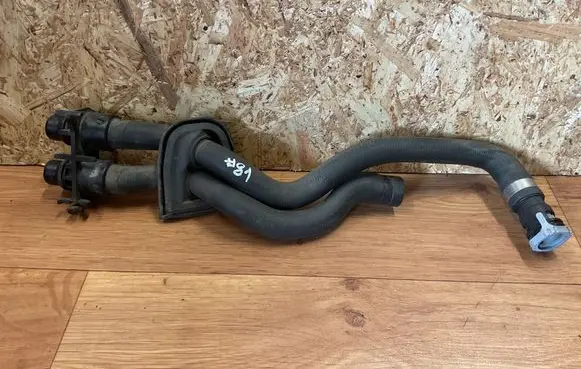 Volvo V70 Engine coolant pipe/hose 6G9118C266EG