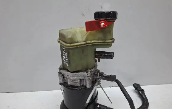 Renault Kangoo I Power steering pump S276124 183042610Z
