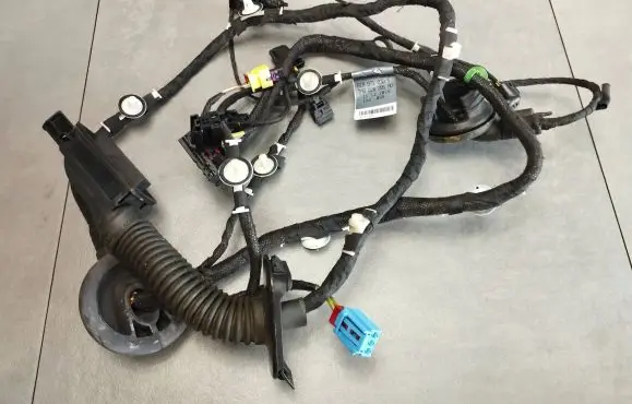 Audi Q2 - Front door wiring loom 81A971030S