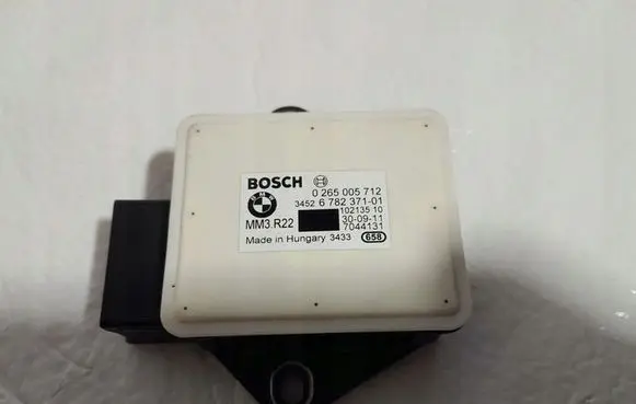 BMW X5 E70 ESP acceleration yaw rate sensor 6782371
