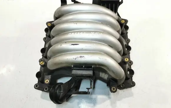 Volkswagen PASSAT B5.5 Intake manifold 078133223BF 2900308729 PA66GF35